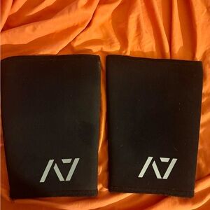 NV Black Knee/Elbow Sleeves - Athletic Support